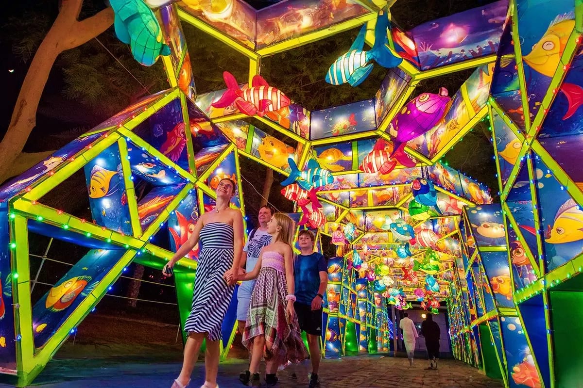 Dubai Glow Garden