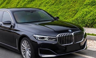 BMW 7 Series / Mercedes S-Class / Audi A8– Ultimate Luxury Sedan for Business & Events