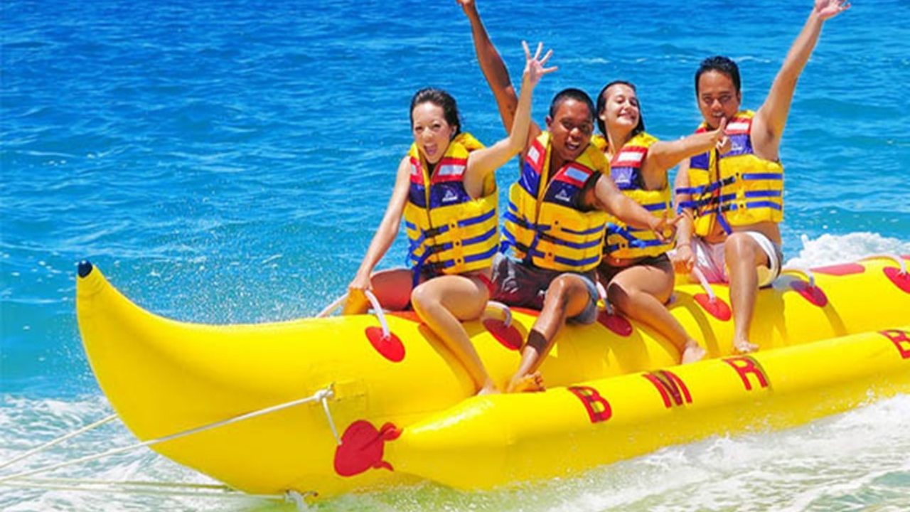 Banana Boat Ride in Dubai