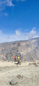 Enjoy the beauty of Jebel Shams and Wadi Nakhr in Oman