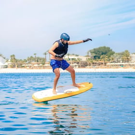 E-Foiling in Dubai | Electric Hydrofoil Water Sports