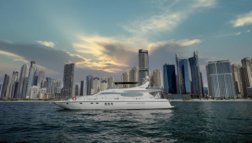 Luxury Yacht Experience on MAYYAS in Dubai