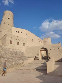 Explore Bahla & Al Hamra: A Historical Tour