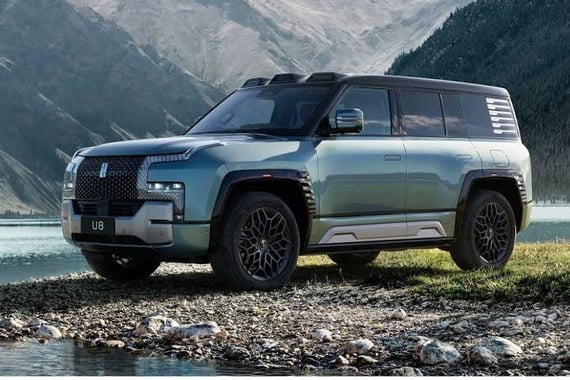 PFAE 2 YANGWANG U8 – Ultra-Luxury SUV Rental in Doha, Qatar
