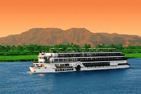 3 Nights Luxurious Nile Cruise from Aswan to Luxor