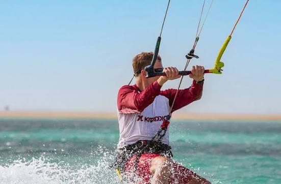 Kite Surfing School Field Trips Qatar