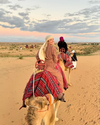 Safari Privé dans le Désert de Dubaï : Aventure dans les Dunes