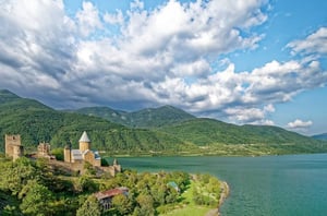 https://ur2h9smi.turpal.com/media/668eM9qaY37J6C8LXpBGUq3291TWgFkou1sGeYUx.jpg