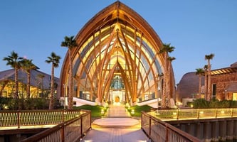 Relaxing Banana Island Day Pass Experience in Doha, Qatar