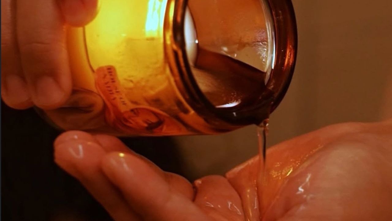 علاج الهالوجرافي للتخلص من السموم والتنحيف بتوقيع SaltZen