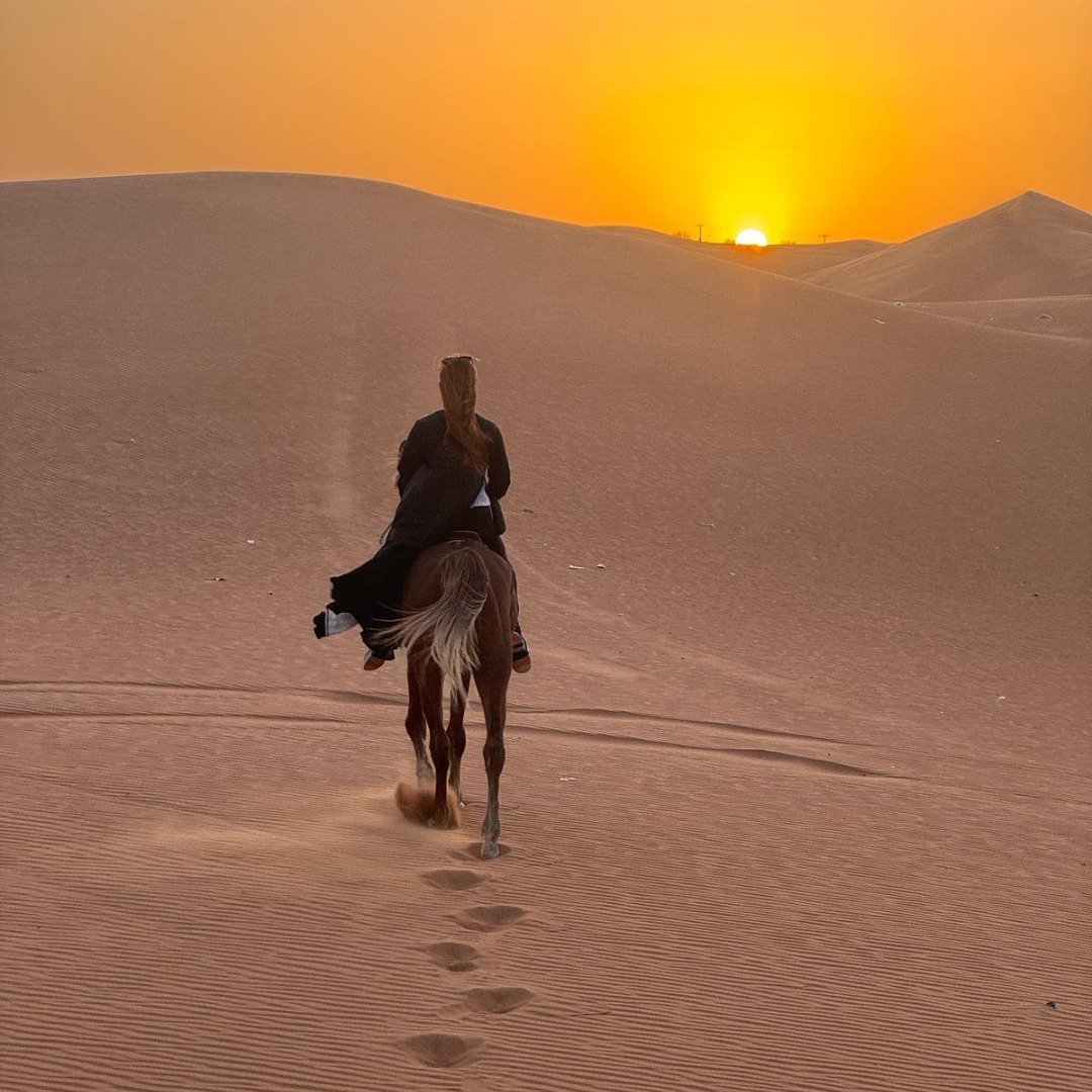 Photos Riding with Horses