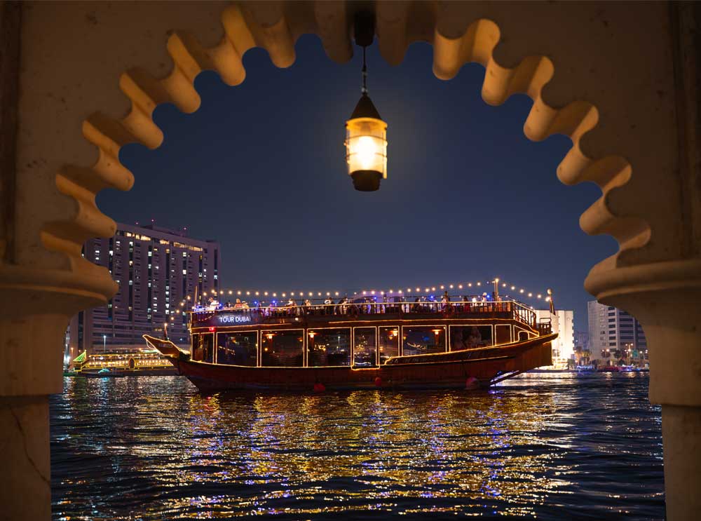 Premium Royal Creek Cruise & Dining Experience Dubai | Luxury Dhow Dinner Cruise Dubai Creek